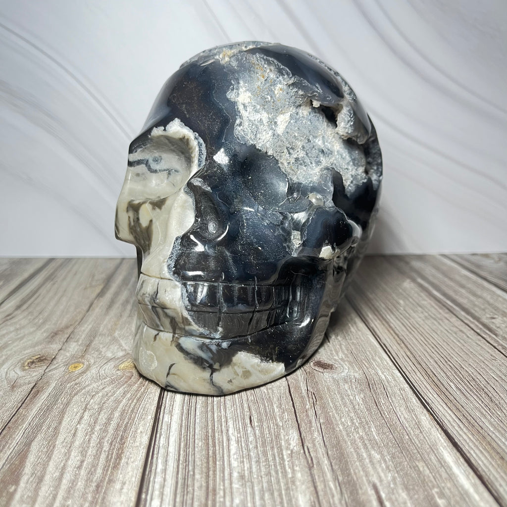 Huge volcano agate skull! 6.2lbs!