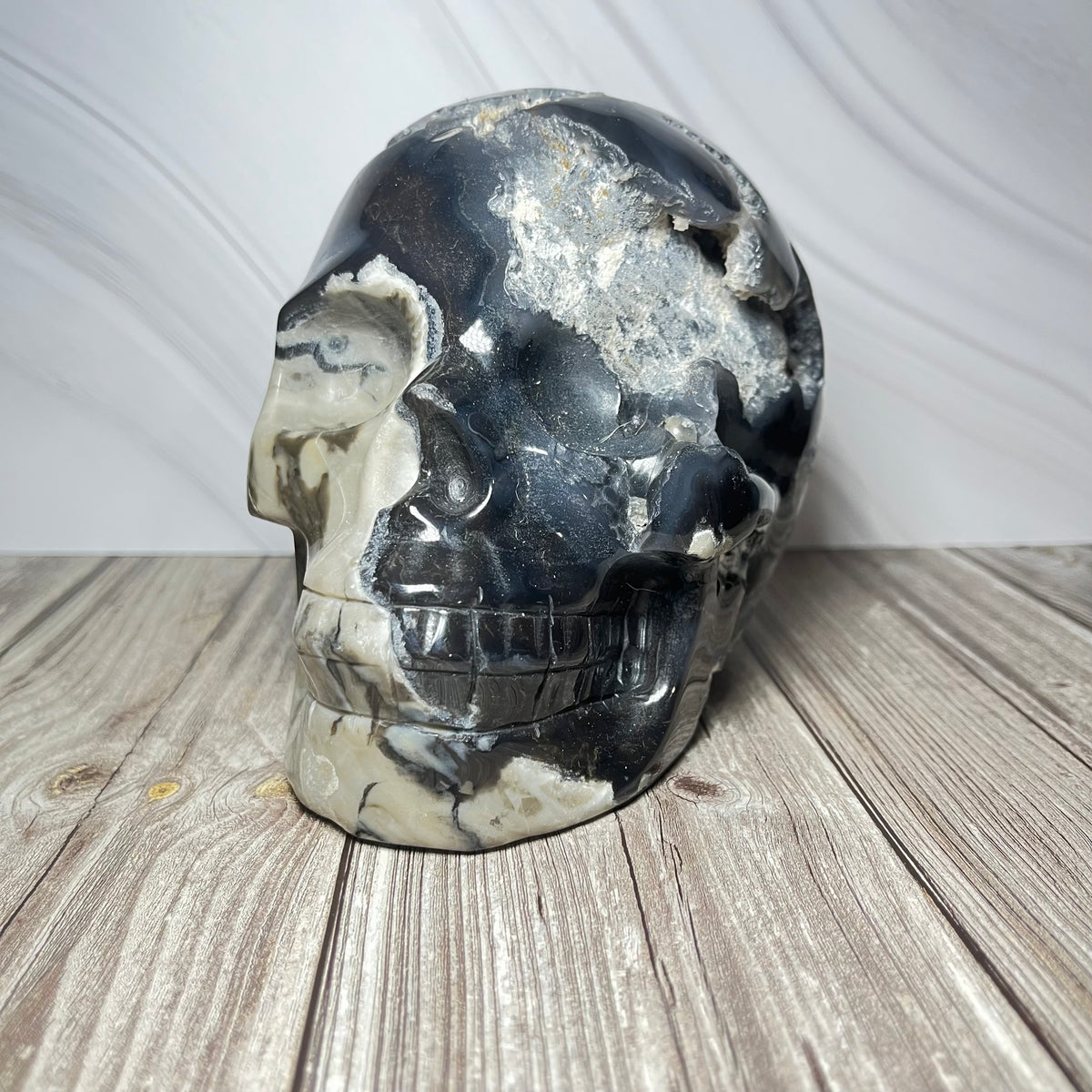 Huge volcano agate skull! 6.2lbs!